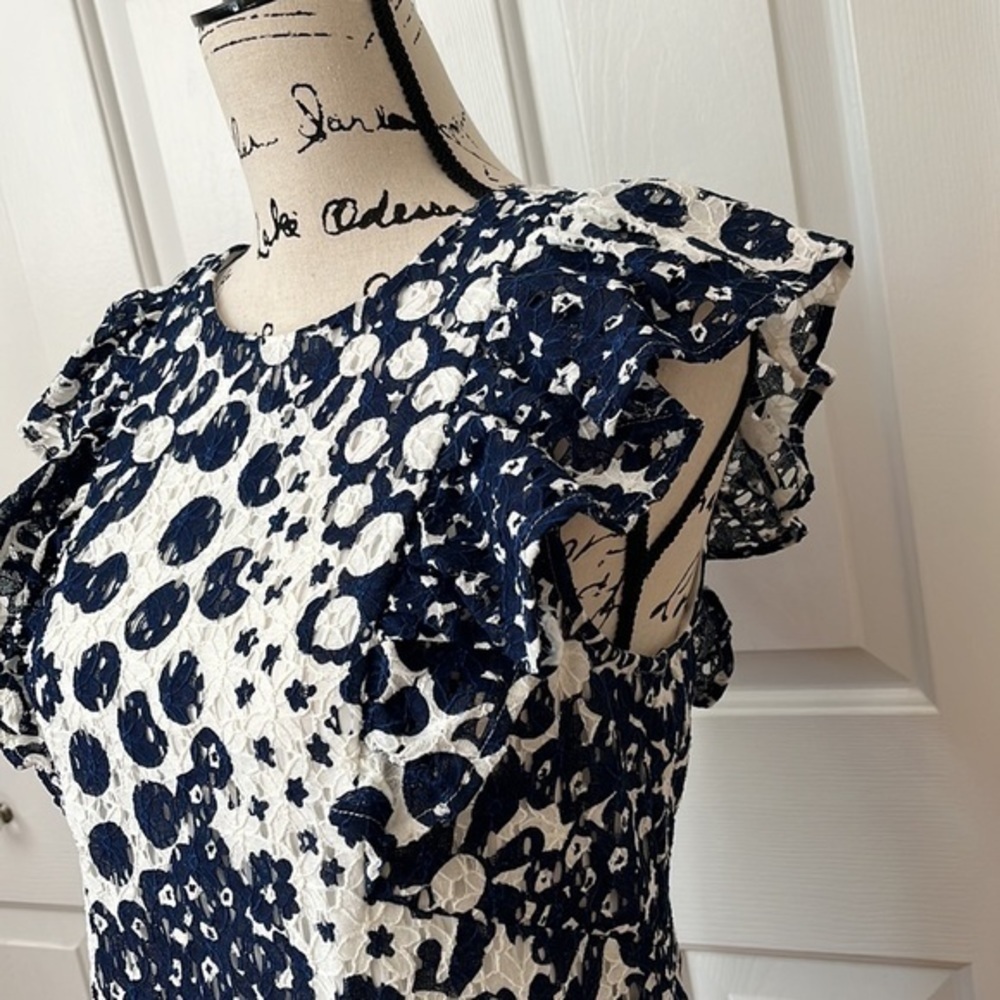 NWT Trina by Trina Turk Ruffle Sleeve Lace Dress 6​ - Picture 4 of 10